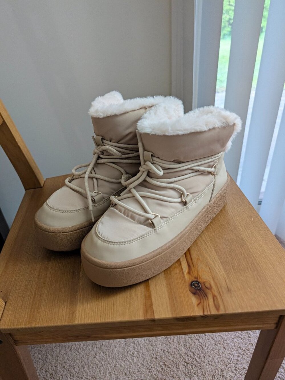 Cozy Lace-Up Platform Booties for Women